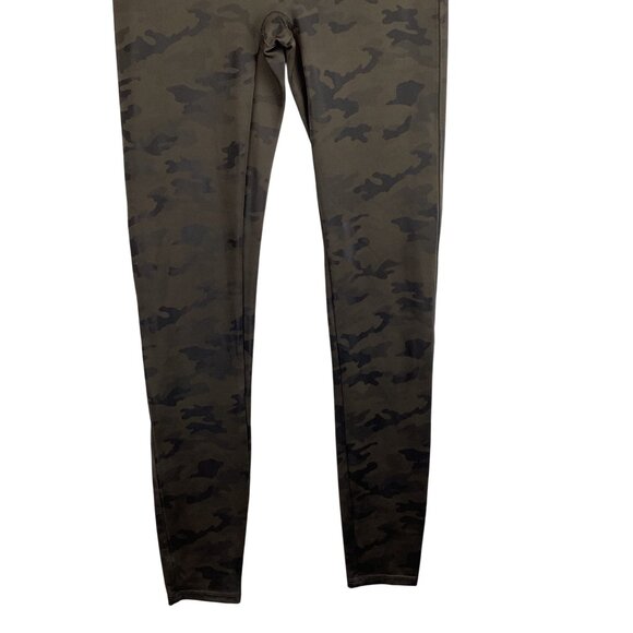 Spanx‎ Faux Leather Leggings Size Medium Camo Matte High-Waist Stretch - Picture 3 of 8